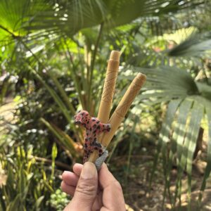Kuripe de Bambu com Totem de Onça Pintada laranja – Artesanal Kuntanawa